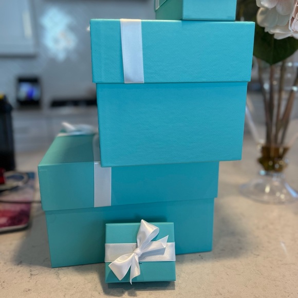 Medium authentic Tiffany & Co. Storage box - Picture 7 of 9